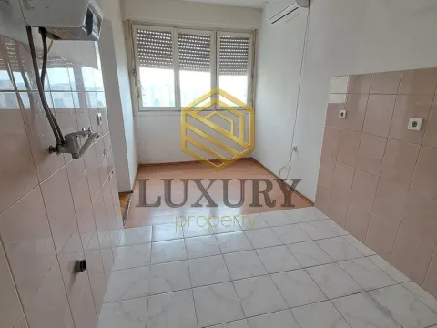 Sale, one bedroom apartment, 47m², Gintaš, Podgorica - image 4
