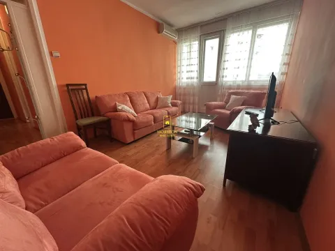 Prodaja, jednosoban stan, 48m², Gintaš, Podgorica - image 1
