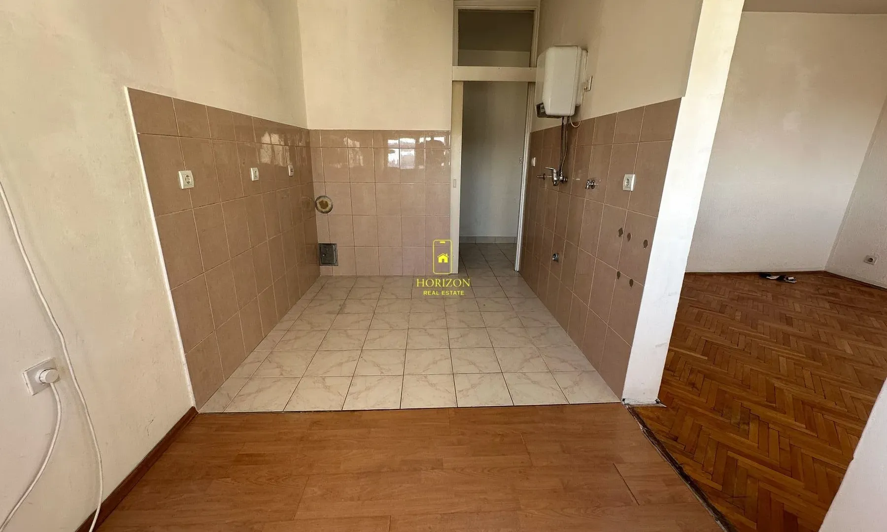 Prodaja, jednosoban stan, 47m², Baston, Podgorica