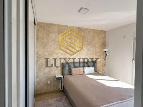 Prodaja, jednosoban stan, 44m², City Kvart, Podgorica - image 4