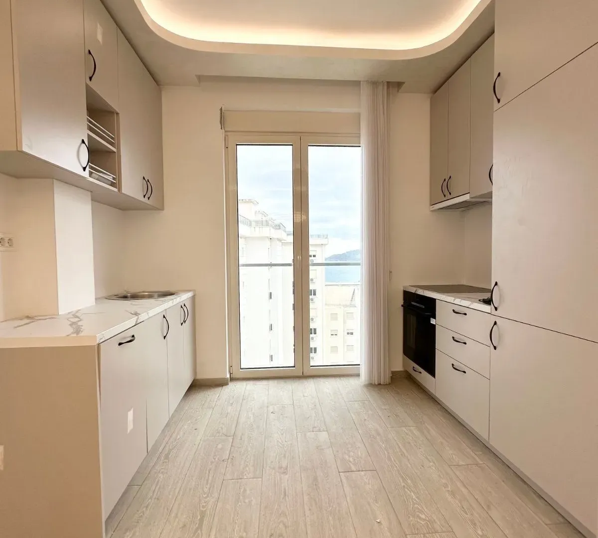 Sale, two bedroom apartment, 74m², Bečići, Budva