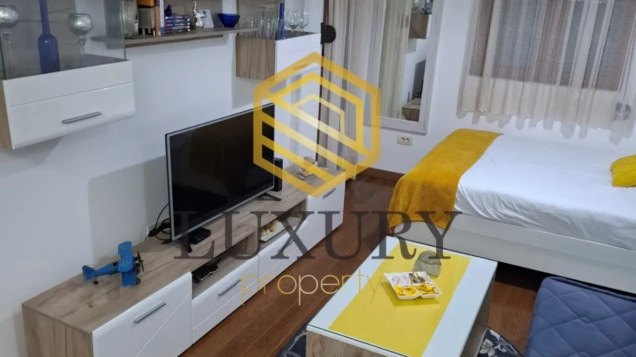 Rent, studio apartment, 30m², Stara Varoš, Podgorica