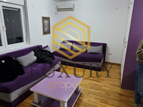 Rent, studio apartment, 40m², Stari Aerodrom, Podgorica - image 1