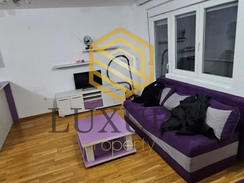 Rent, studio apartment, 40m², Stari Aerodrom, Podgorica - image 3