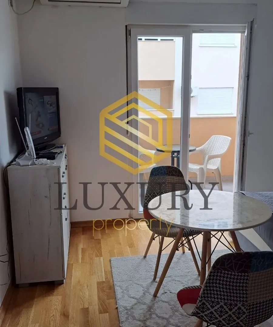 Rent, studio apartment, 28m², Tuški Put, Podgorica