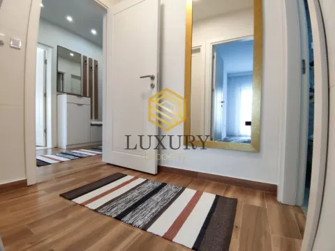 Izdavanje, dvosoban stan, 86m², Centar, Podgorica - image 6
