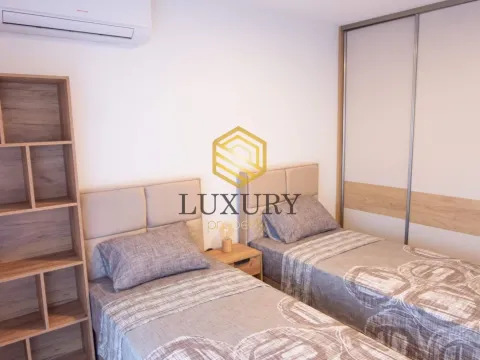 Izdavanje, dvosoban stan, 86m², Centar, Podgorica - image 10