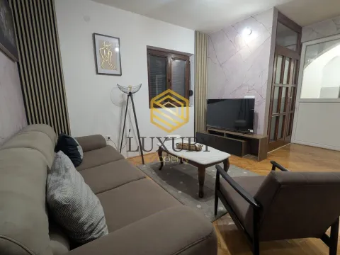 Izdavanje, trosoban stan, 120m², Zabjelo, Podgorica - image 1