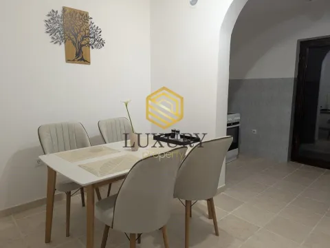 Izdavanje, trosoban stan, 120m², Zabjelo, Podgorica - image 10