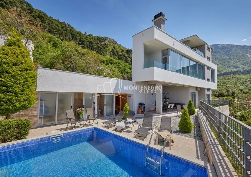 Prodaja, kuća, 185m², Kavač, Kotor