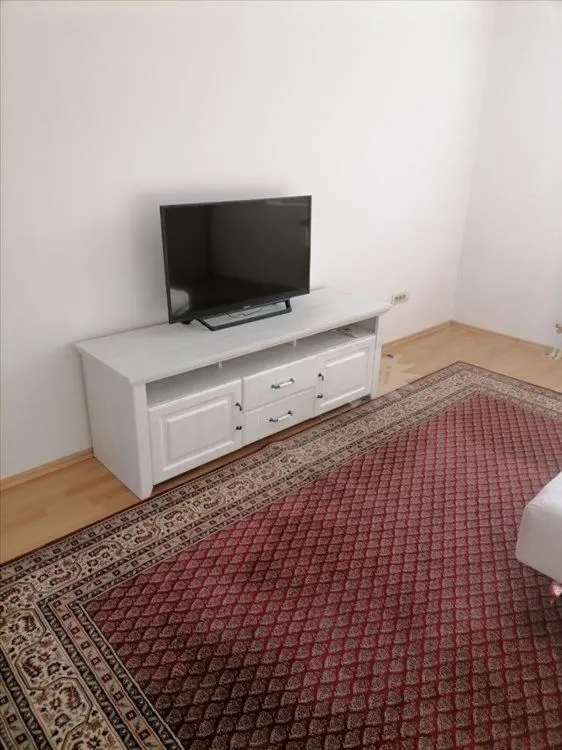 Rent, two bedroom apartment, 56m², Đeram Pijaca, Beograd