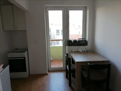 Rent, two bedroom apartment, 56m², Đeram Pijaca, Beograd - image 3